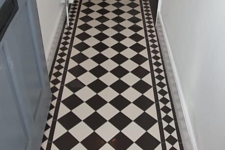 Hallway tiles black and white
